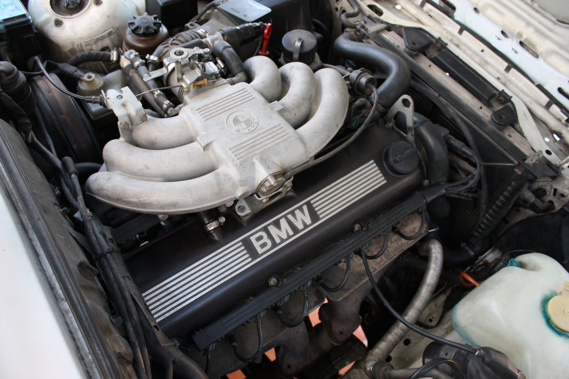 BMW M20B25 motor