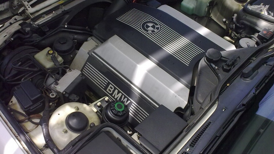 BMW M60B30 motor