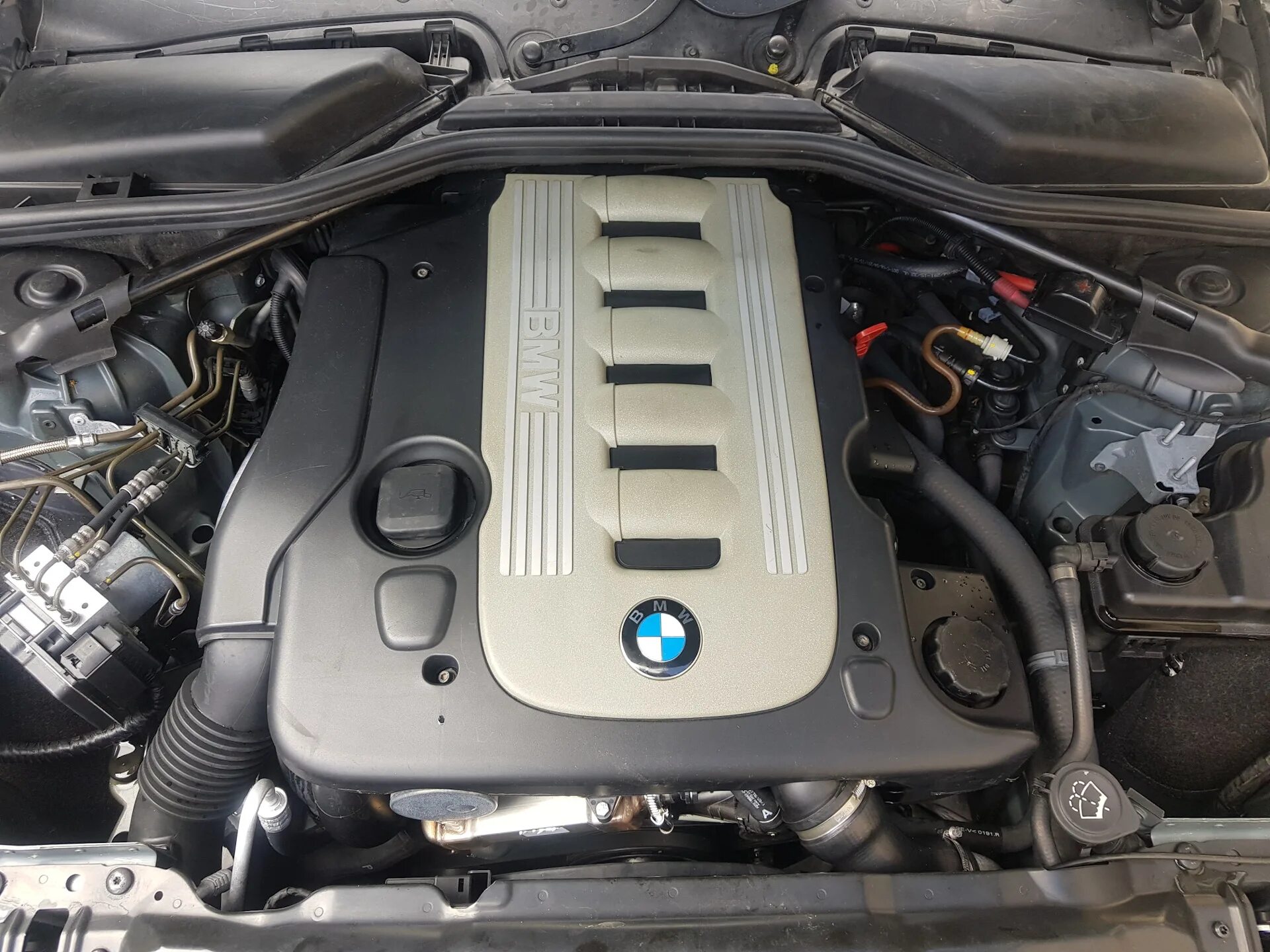 BMW M57D25 motor
