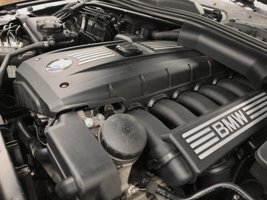 BMW N52B30 motor