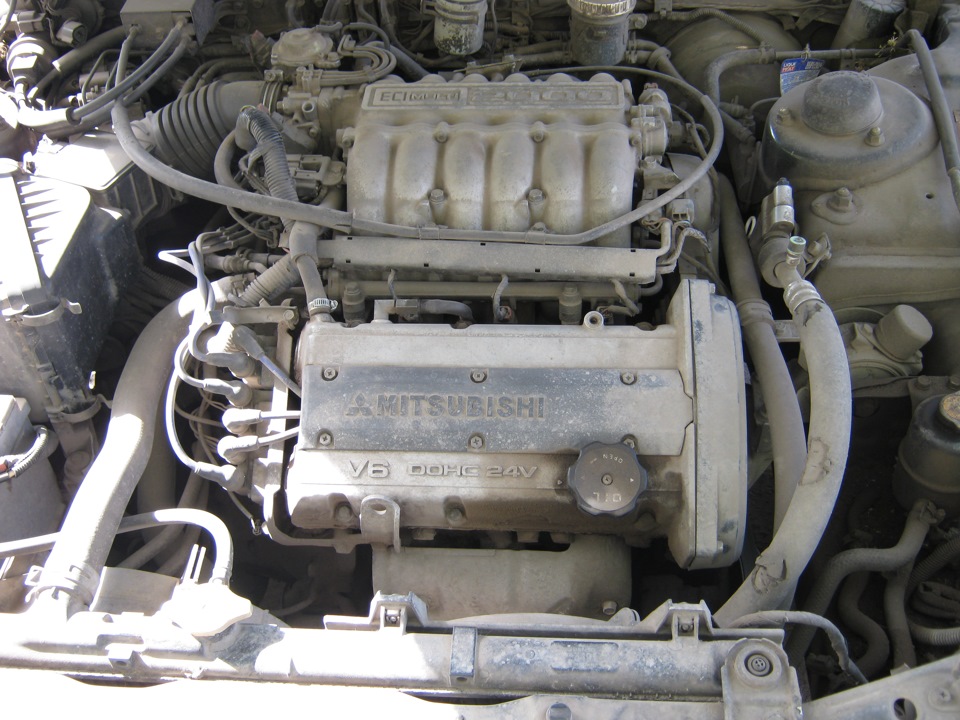 Mitsubishi 6A12 2.0 V6-os motor