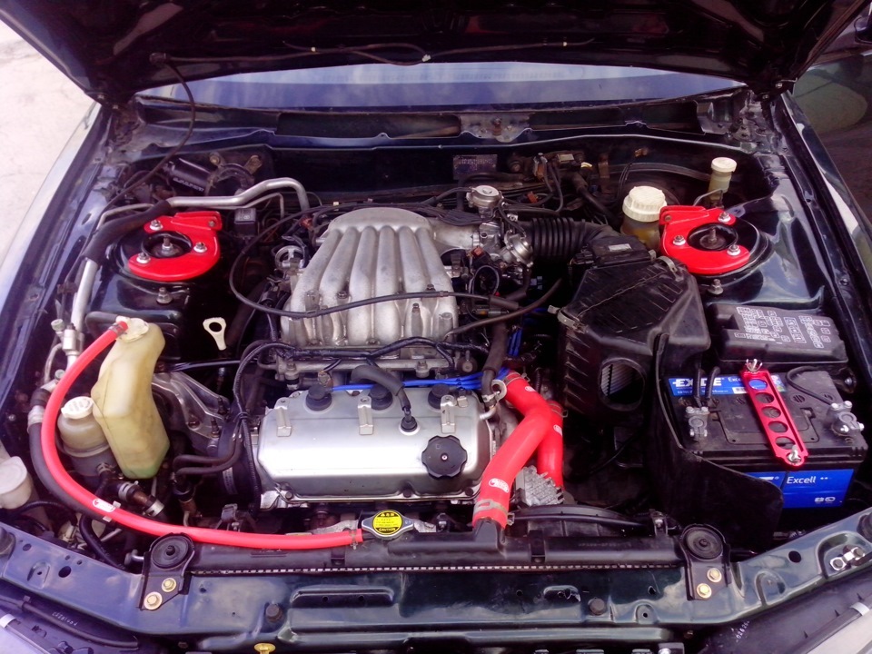 Mitsubishi 6A13 2.5L V6-os motor