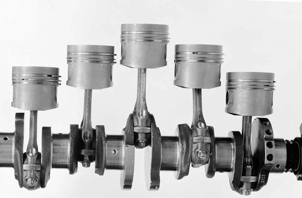 Motordugattyú: hogyan épül fel és hogyan működik