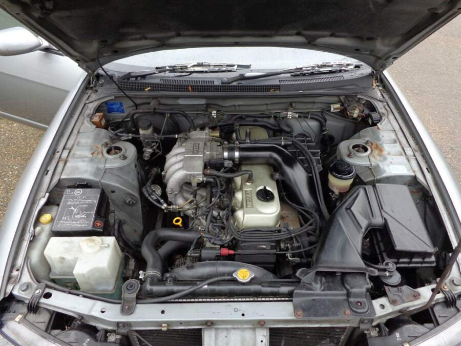 Nissan RB20DE 2.0 motor