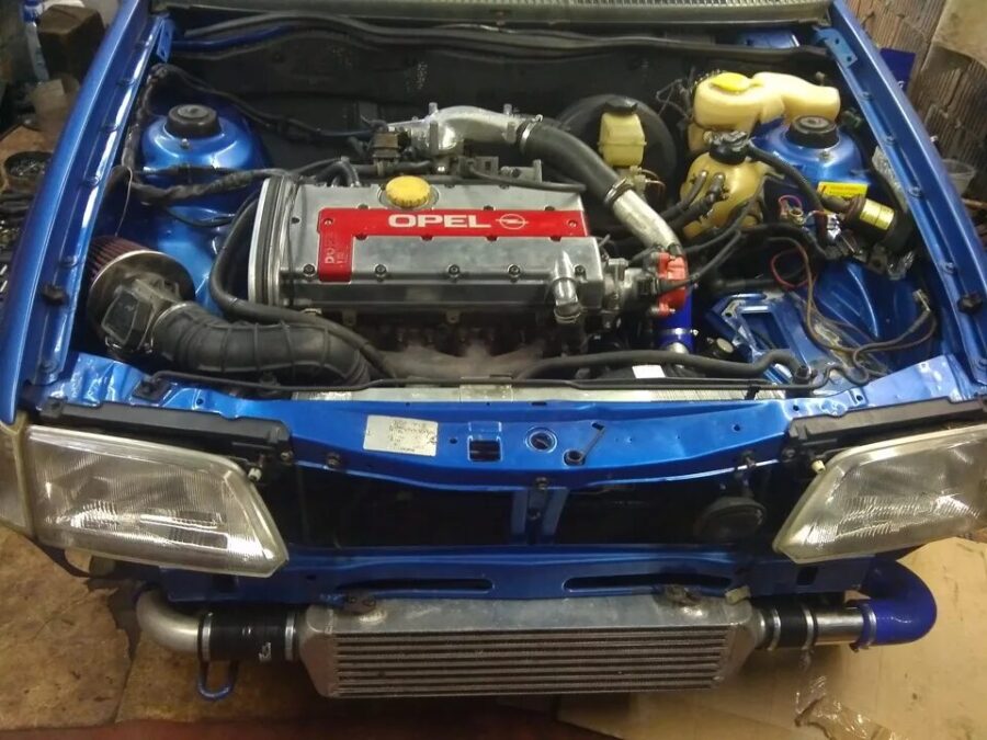 Opel C20XE és C20LET 2.0 motorok