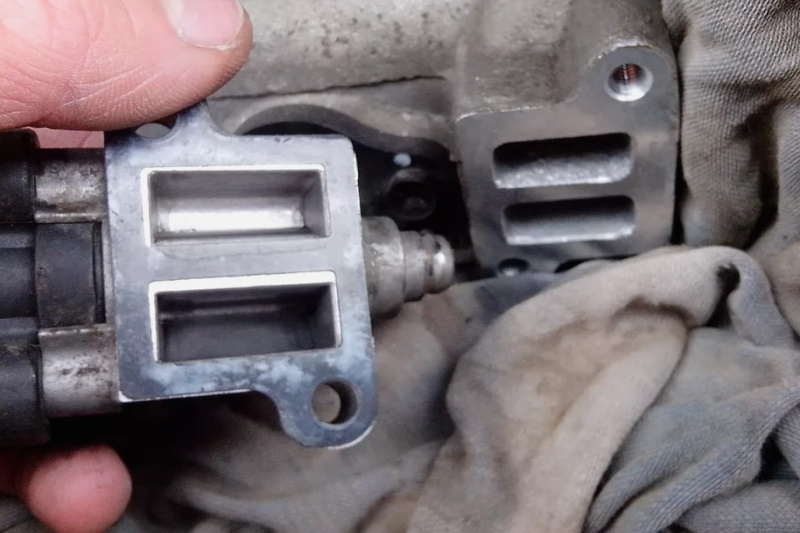 Magas motorfordulatszám alapjáraton