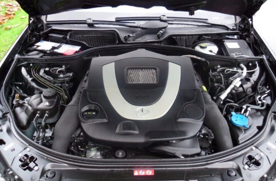 Mercedes-Benz M273 KE 46 4.7 motor 4.7