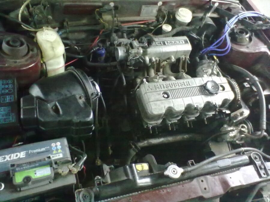 Mitsubishi 4G37 1.8 motor