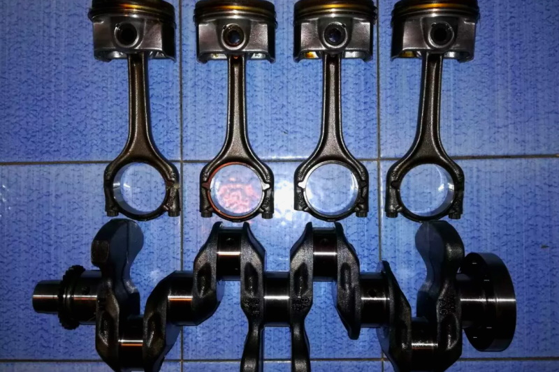 Motor kopogás: okok, diagnózis, javítás