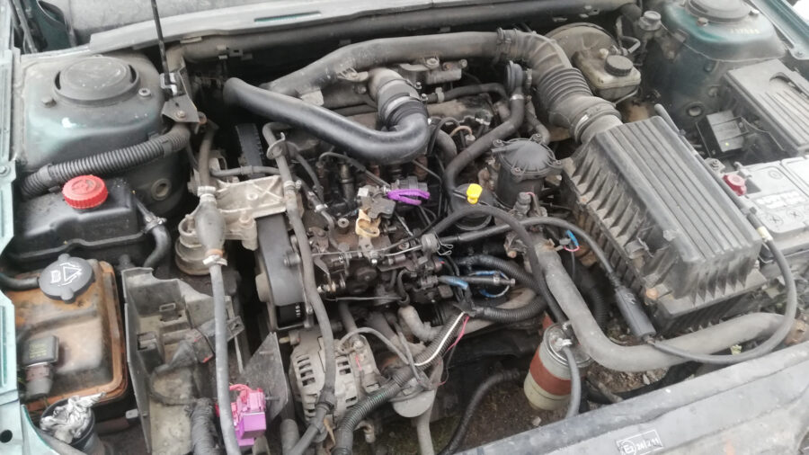Citroen/Peugeot XUD9SD 1.9 L motor
