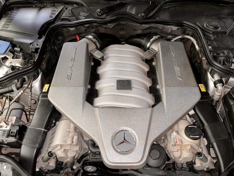 Mercedes M156 6.3 AMG motor