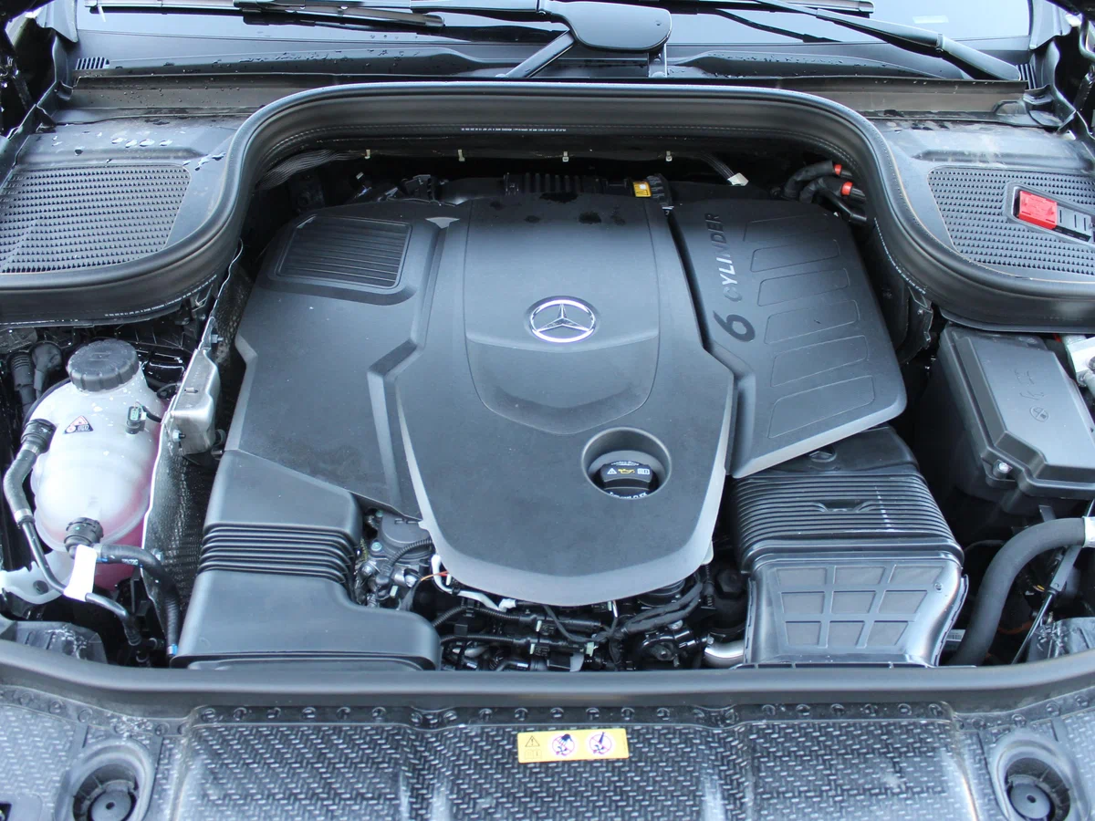 Mercedes OM656 2.9 dízelmotor