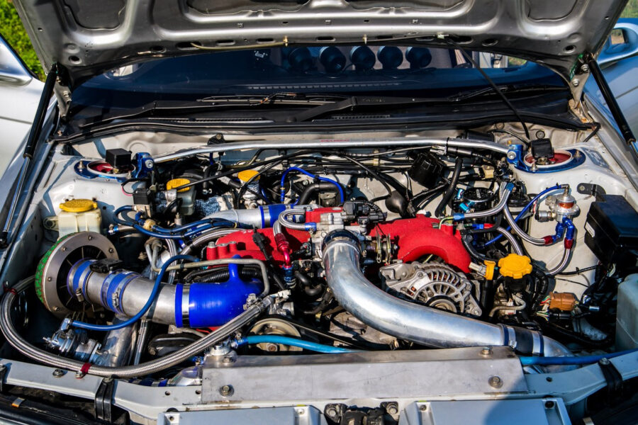 Subaru EJ257 2.5 motor