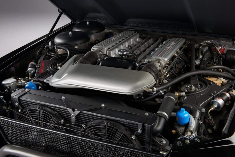 Lamborghini LM002. Terepjáró szuperautó