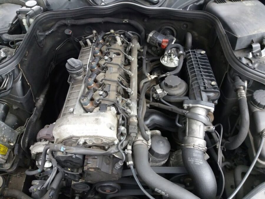 Mercedes OM 647 2,7 motor