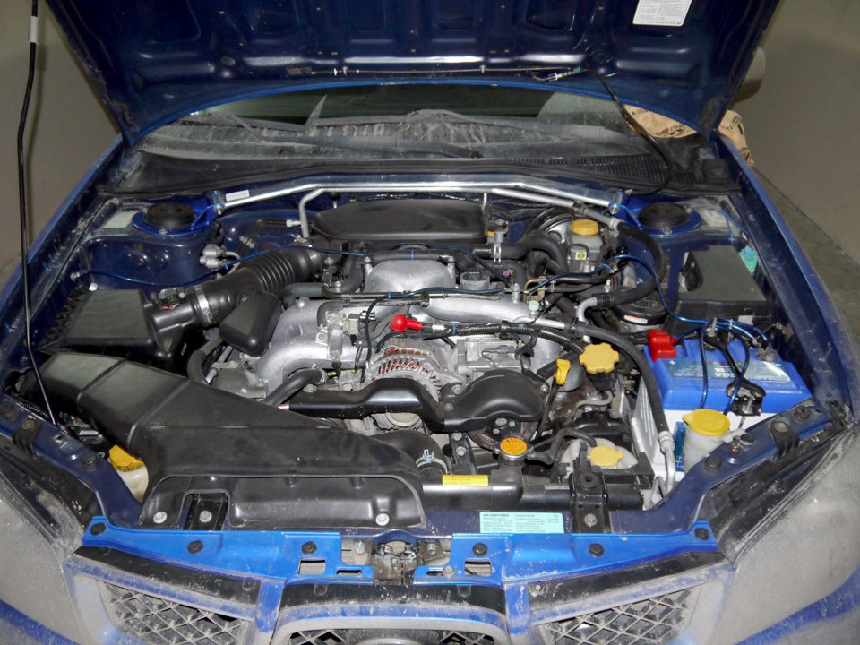 Subaru EJ204 motor