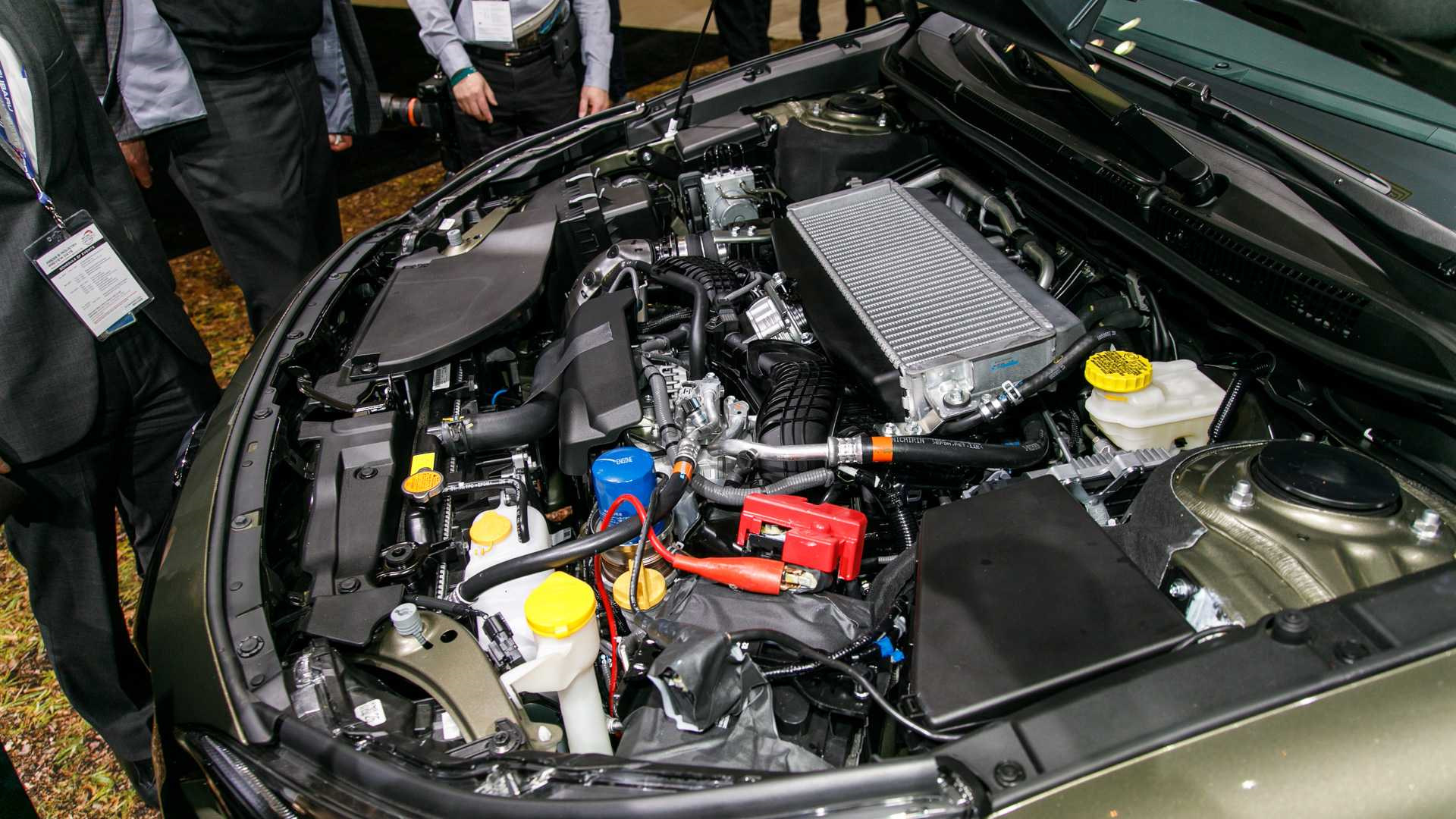 Subaru FA24F 2,4 motor